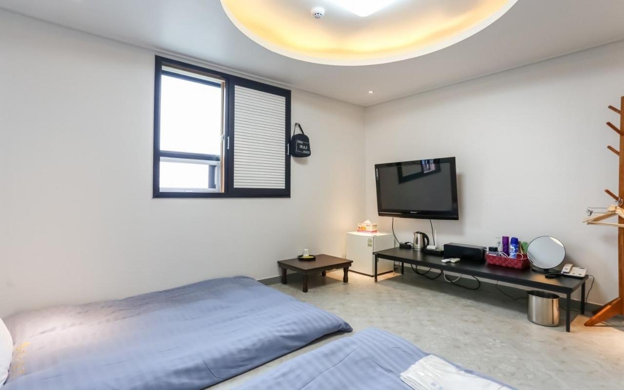 Mi Amor Motel Sokcho Exterior photo