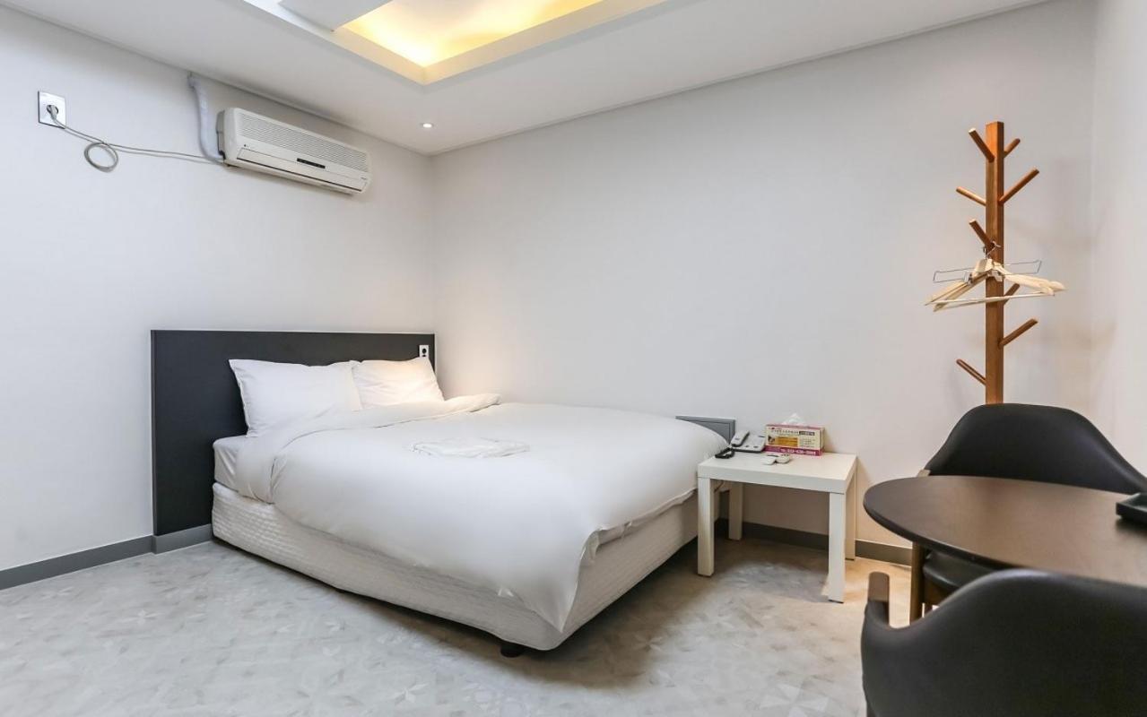 Mi Amor Motel Sokcho Exterior photo